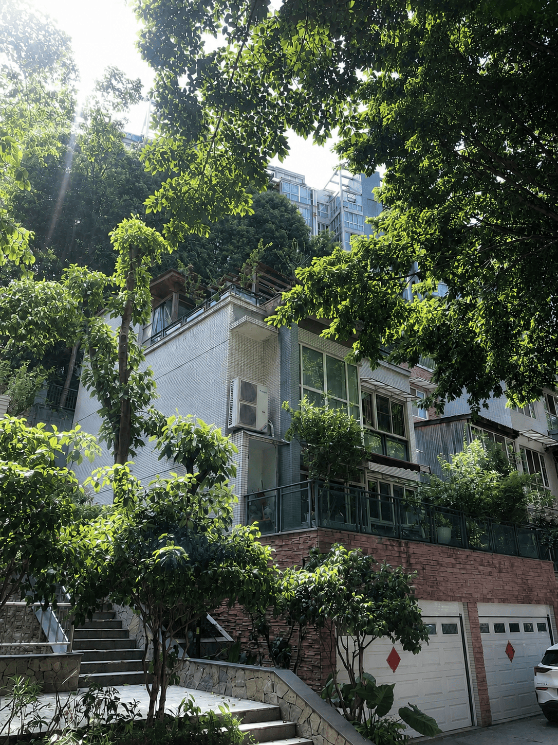 玉树岛居岁月从容升级：小小岛老别墅加装蒂升悦行款电梯